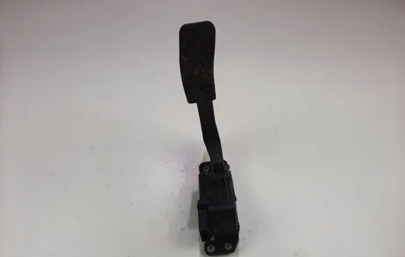 Audi A6 S6 C6 4F Accelerator throttle pedal 4F1723523A