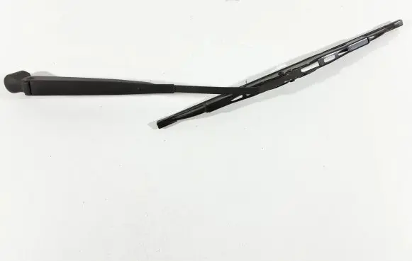 Suzuki Grand Vitara I Rear wiper blade arm YH4