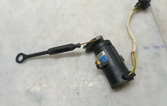 Volkswagen PASSAT B5 Accelerator pedal position sensor 0281002289 872401748