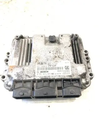 Ford Fiesta Engine control unit/module 8V2112A650PF 0281014989