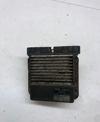Toyota Corolla E120 E130 Fuel injection control unit/module 8987120050 1310001261