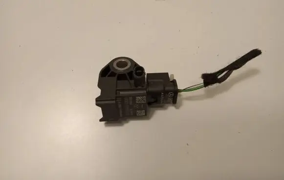 Mercedes-Benz GLC AMG Airbag deployment crash/impact sensor A2139051300 869108 08376