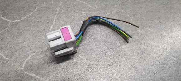 Audi A6 Allroad C5 Steering rack control module 