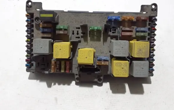 Mercedes-Benz Vito Viano W639 Other control units/modules A6399000800