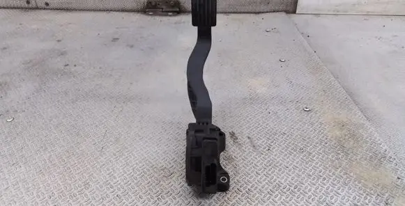 Peugeot 308 Accelerator throttle pedal 968153038000