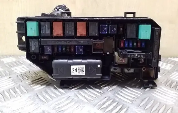Honda Accord Fuse module
