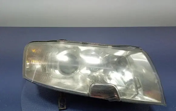 Skoda Superb B5 (3U) Headlight/headlamp