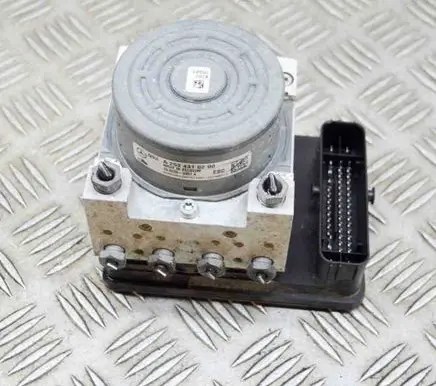 Mercedes-Benz GLC X253 C253 ABS Pump A2534310200 A2539011400