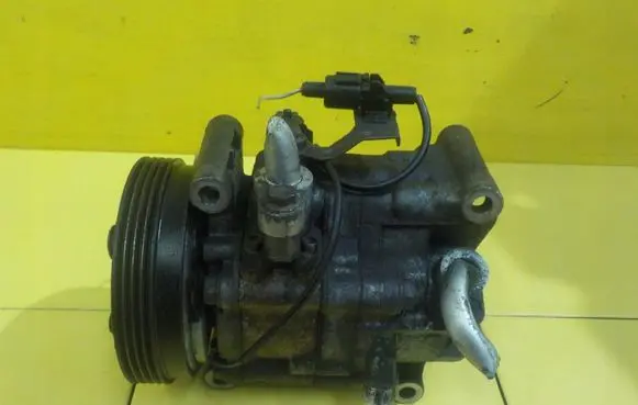 Suzuki SX4 Air conditioning (A/C) compressor (pump) 9520163JA1 6SP13
