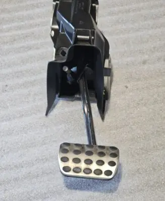 Mercedes-Benz SL R230 Brake pedal A2302900801 A2306840018 A2302900082