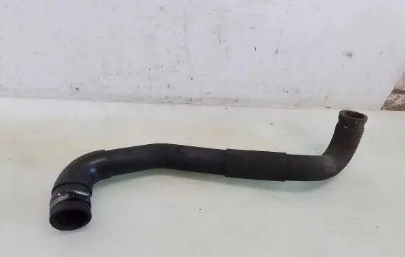 Nissan Terrano Engine coolant pipe/hose