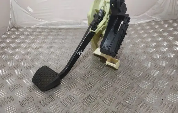 Brake pedal