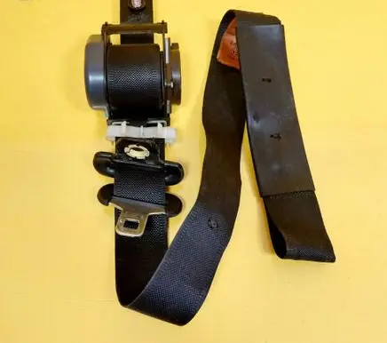 Nissan Sunny Front seatbelt NSB054NR070