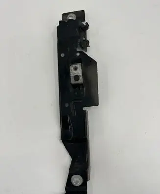 Volvo S90, V90 Fender end trim 