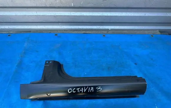 Skoda Octavia Mk3 (5E) Sill