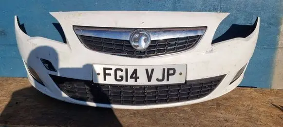 Opel Astra J Front bumper 332550271