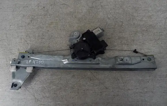 Peugeot 308 Front door window regulator with motor 