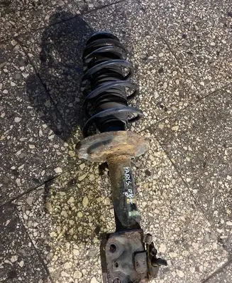 Toyota Yaris Front shock absorber/damper 4852052040