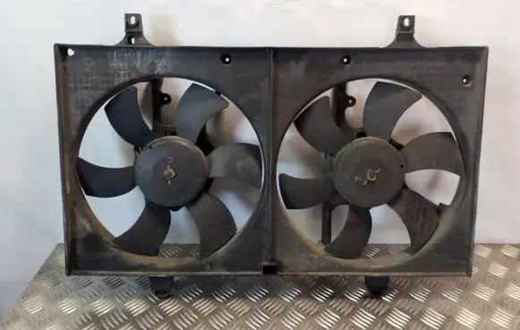 Nissan Almera Tino Fan set 