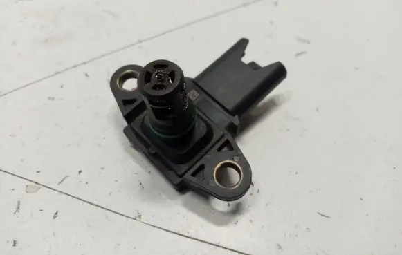 BMW 6 F12 F13 Air pressure sensor 7585492 13627585492 13627560063