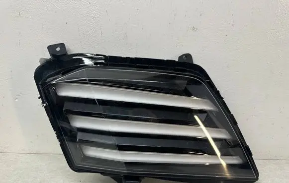Peugeot 208 II LED Daytime headlight 9851054180 985105418001