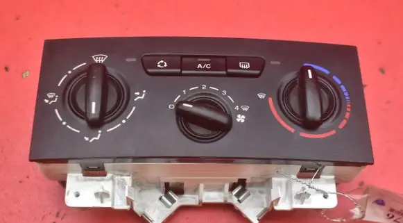 Peugeot Partner Climate control unit 9676532480