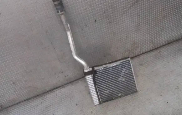 Ford Focus Heater blower radiator VP3M5H18476EA