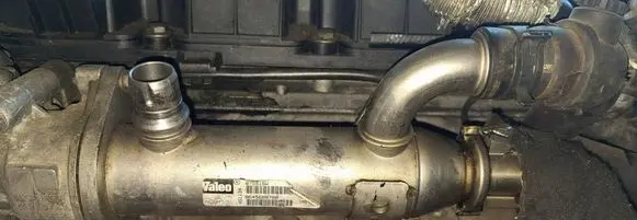 Ford Focus C-MAX EGR valve cooler 875816w 8645689780