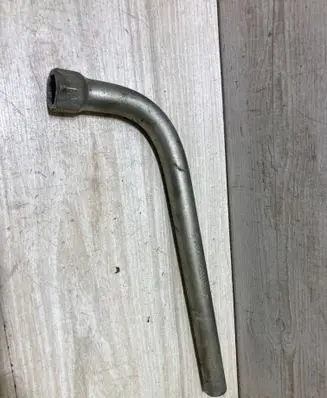 Mercedes-Benz E W212 Wheel nut wrench A16414533431