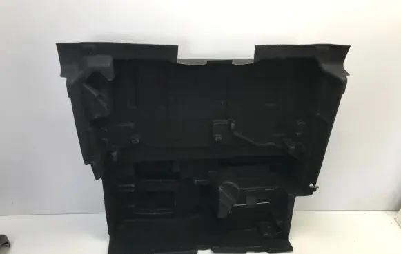 Trunk/boot floor carpet liner