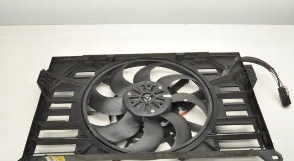 Jaguar I-Pace Electric radiator cooling fan J9D38C607AE