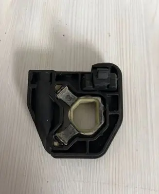 BMW 1 F20 F21 Radiator mount bracket 4012080C 03112828
