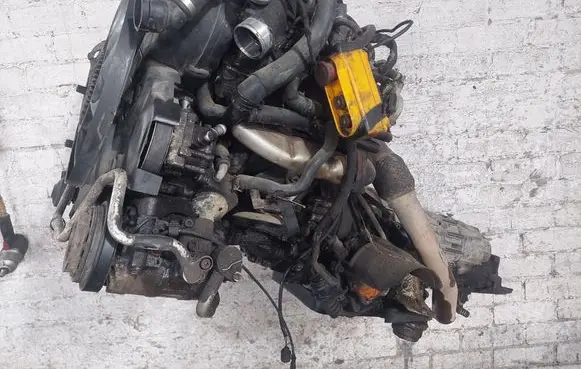 Audi A4 S4 B5 8D Engine