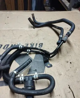Dodge Caliber Fuel line/pipe/hose 05033378AA