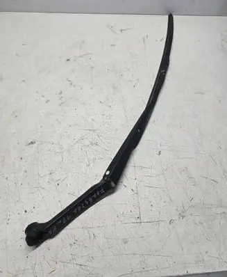 Subaru Forester SJ Windshield/front glass wiper blade 