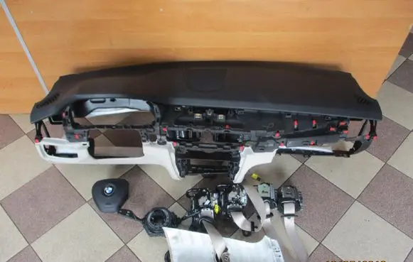 BMW X5 F15 Radio/GPS head unit trim