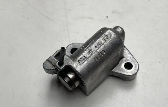 Audi A3 8Y Rear glass lock/latch W431 059109467BB