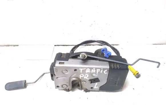 Renault Trafic II (X83) Front door lock 8200008246