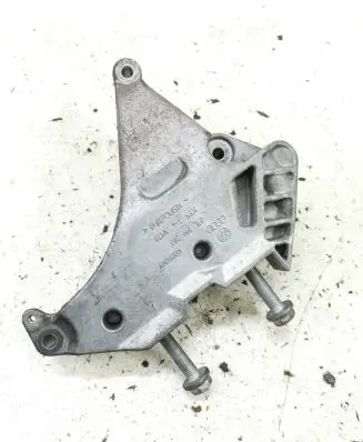 Volkswagen Golf Plus Engine mounting bracket 03L199207
