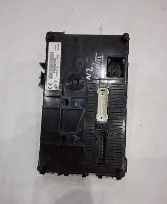 Renault Clio II Comfort/convenience module P8200387289
