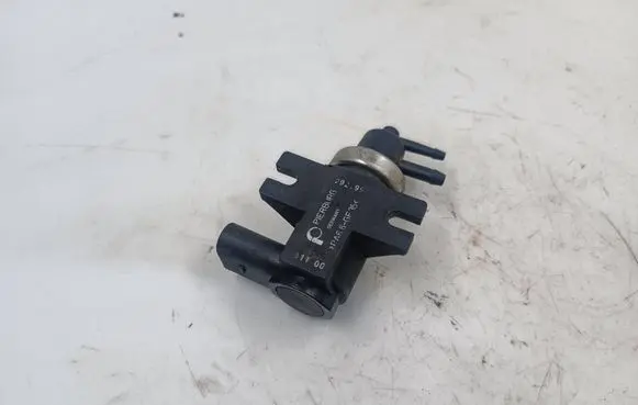 Seat Toledo II (1M) Turbo solenoid valve 1J0906627