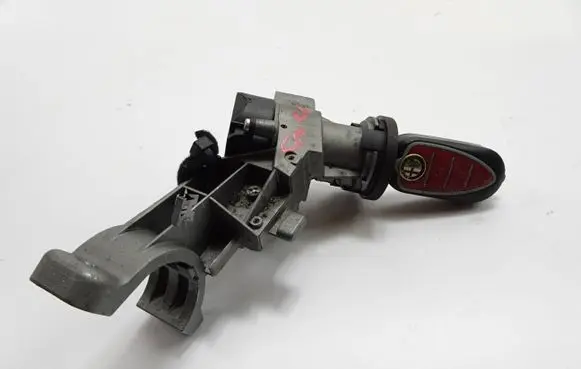 Alfa Romeo Giulietta Ignition lock 505194180B M0Q940 505194180B365