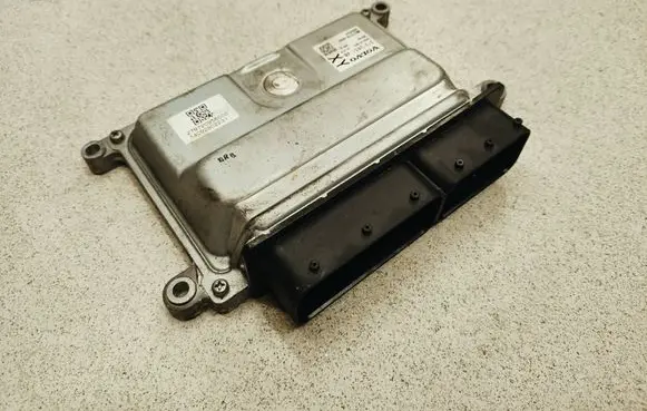 Volvo S60 Engine control unit/module 31312651AB MB2797009560 000157950