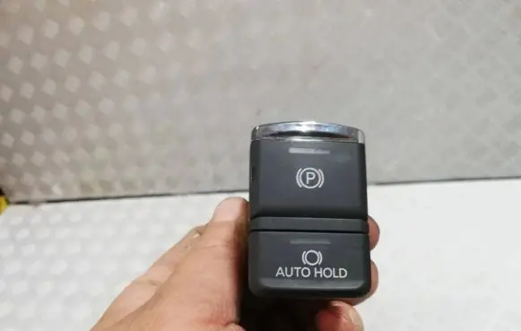 Mitsubishi Outlander Handbrake/parking brake auto hold switch 