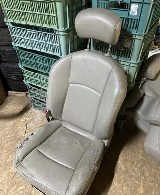Infiniti FX Front driver seat 
