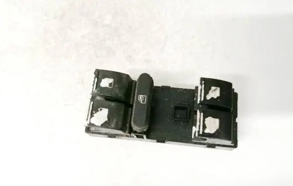 Volkswagen Touran I Electric window control switch