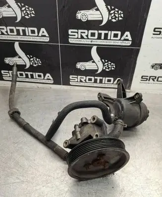 Mercedes-Benz C W203 Power steering pump 0024669301