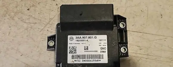 Volkswagen PASSAT B7 Hand brake control module 3AA907801G 18233201A