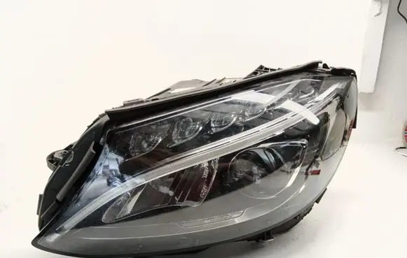 Mercedes-Benz C W205 Headlight/headlamp