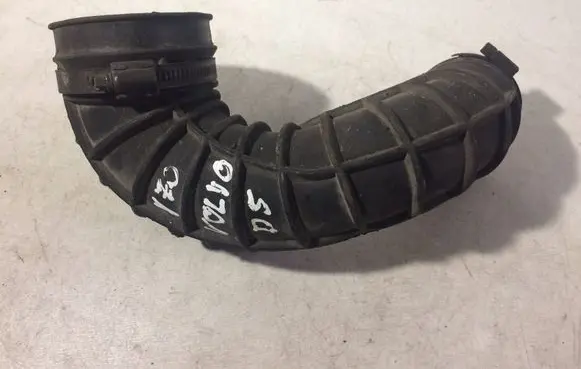 Volvo XC90 Air intake hose/pipe 8634143